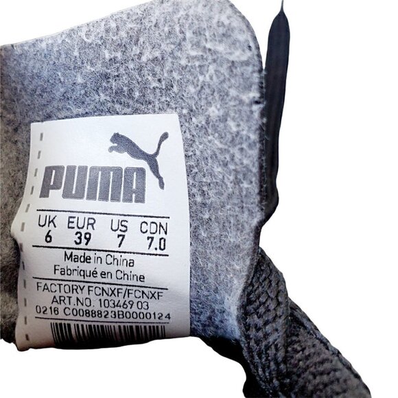 PUMA soccer blue-Black trainers cleats. size 7 - Picture 6 of 6